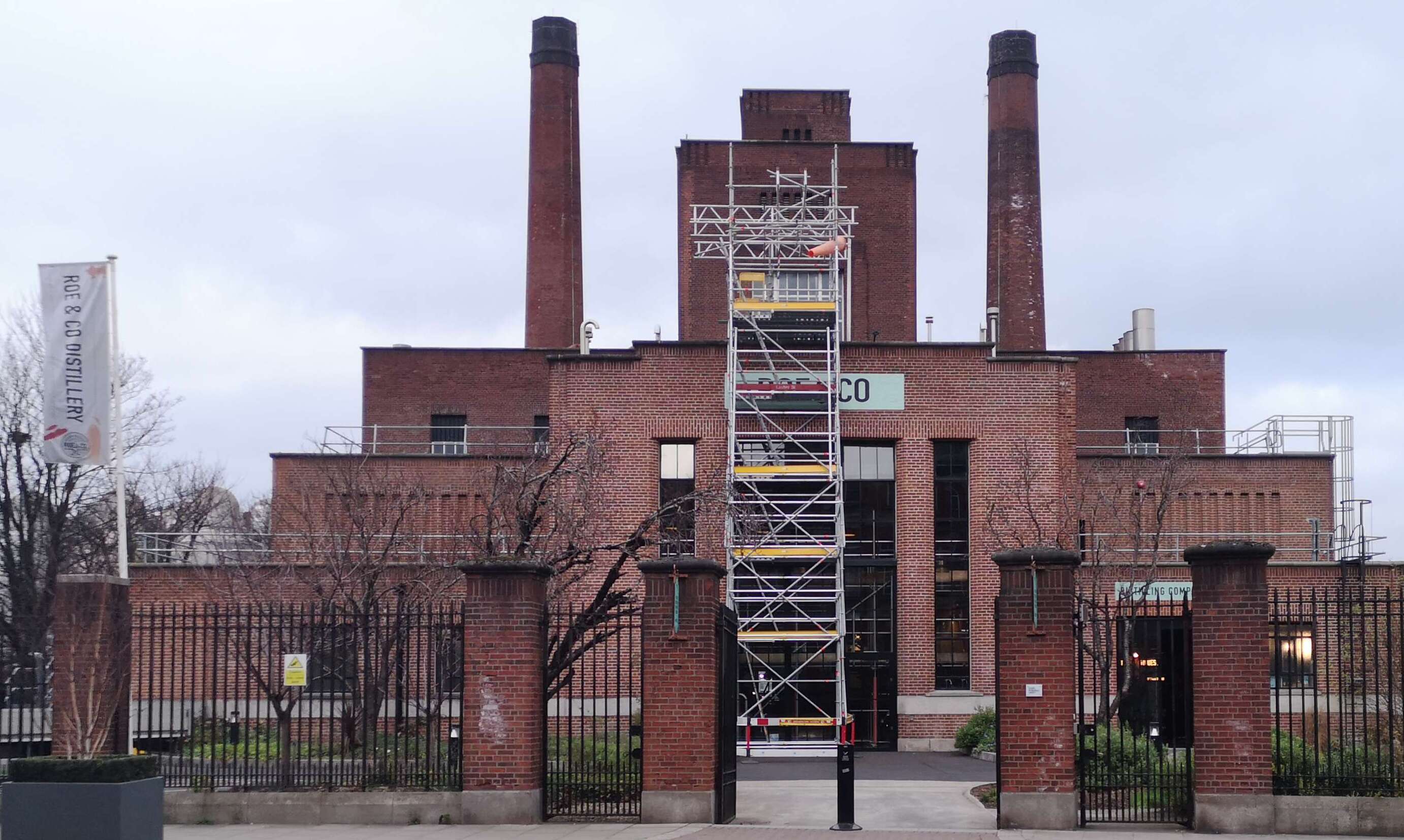 Roe & Co Distillery